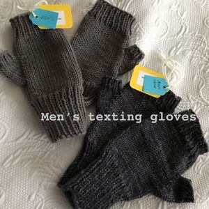 Men’s Texting Gloves-Handknit size Large